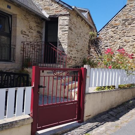 Maison atypique au centre historique de Lannion Extérieur photo